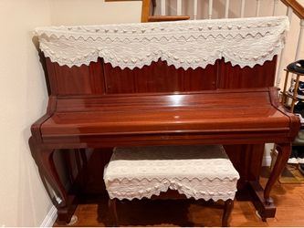 Yamaha Piano