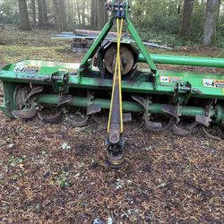 John Deere Rototiller