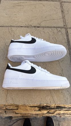 New Nike Air Force 1 low pebbled leather white black Men’s 10.5 12