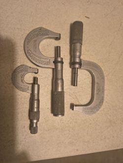 Starret tools outside micrometer