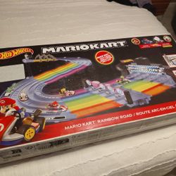 Mario Kart Hot Wheels Rainbow Race Track