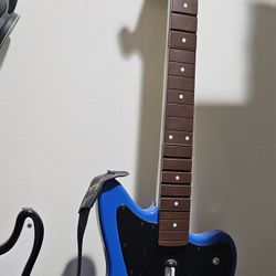 wireless Fender Jaguar guitar 