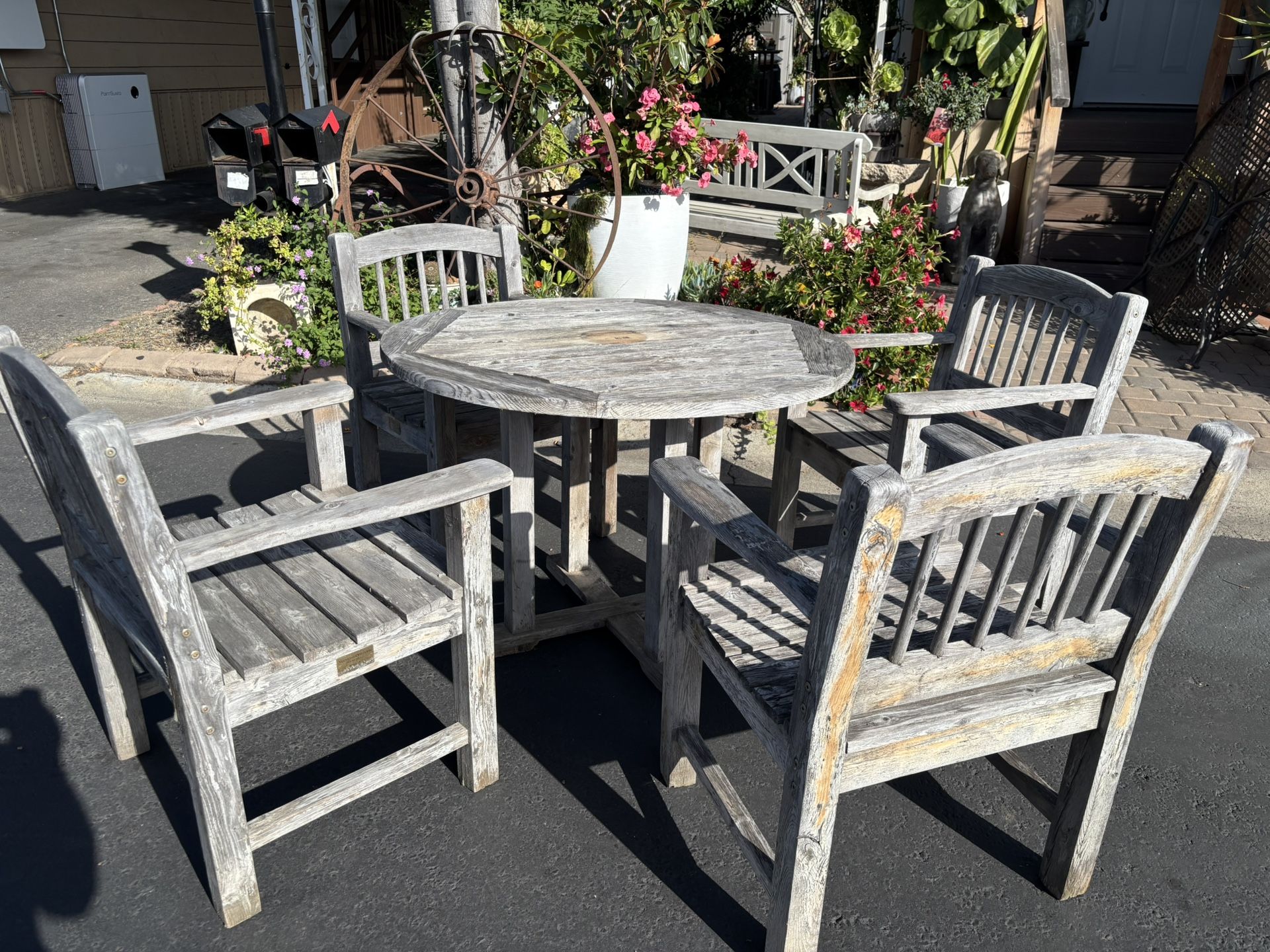 Patio Furniture Set Wood Is Not Teak 