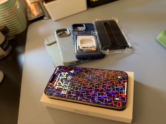 Unlocked iPhone 16 Pro Max - 256GB
