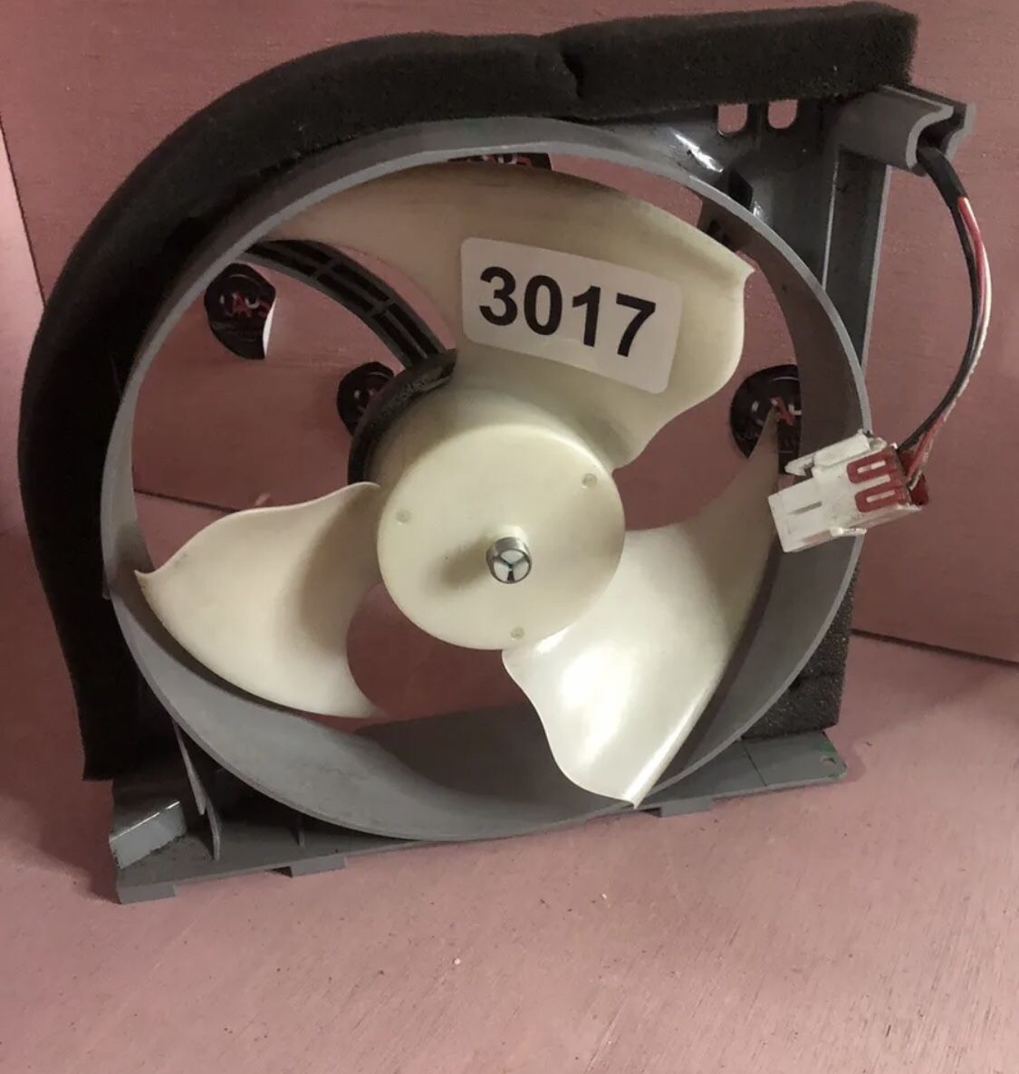 SAMSUNG Refrigerator Condenser Fan Motor Assembly Part# DA31 00340A DA97 15765C