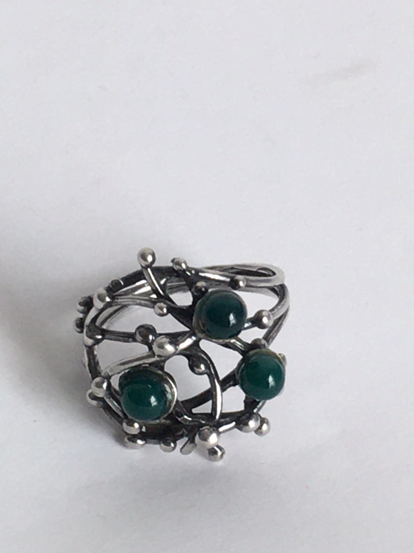 925 SILVER RING SIZE 8