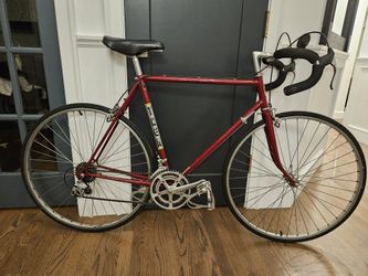 Classic Trek Road Bike 57-58cm