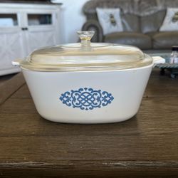 Corning Ware 2 1/2 Quart 