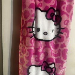 Hello Kitty pink bow blanket