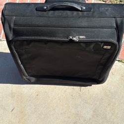 Victorinox Roller Carry On Garment Bag