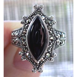Size 6, 925 Sterling Silver Black Onyx Marcasite Ring