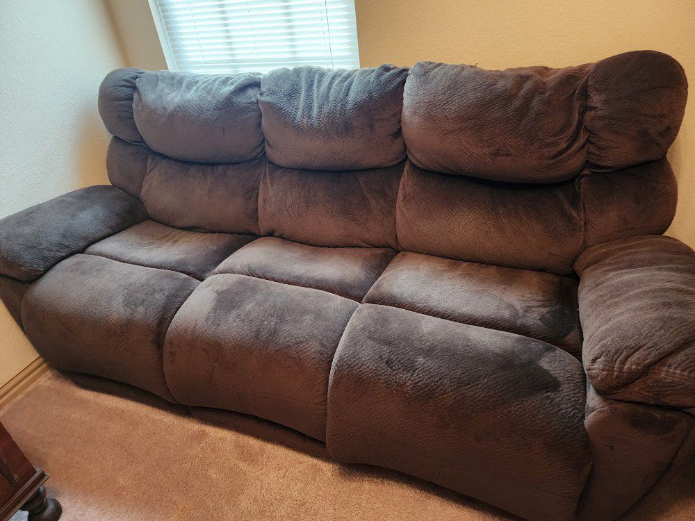 Free Recliner Couches