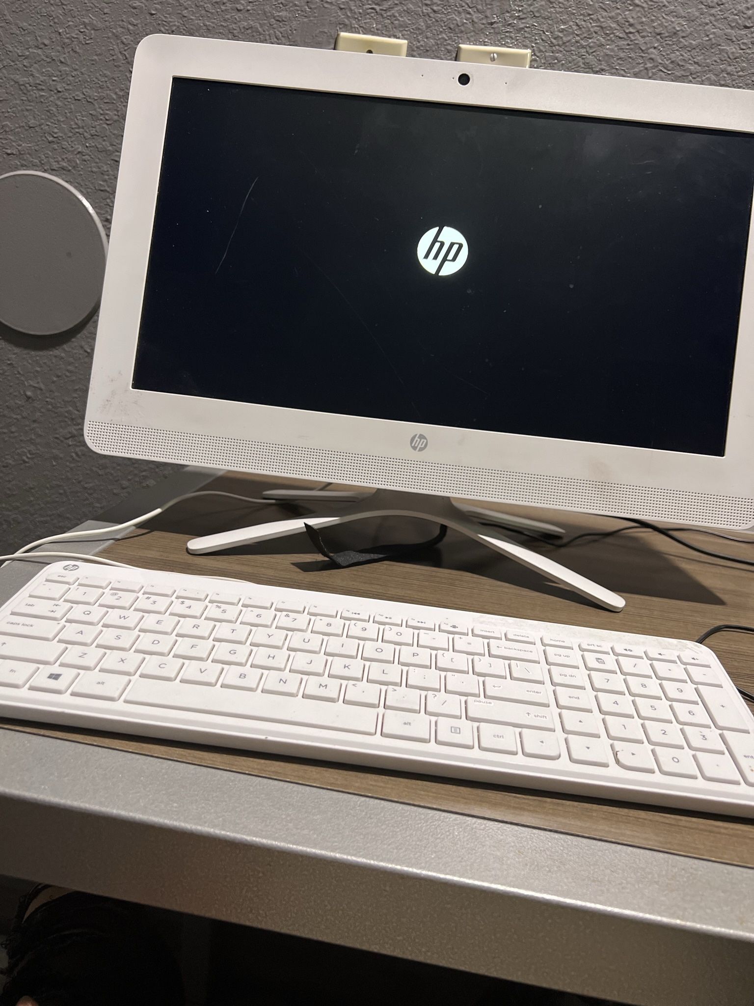Laptop/ Desktop