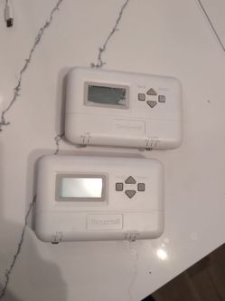 Set of 2 Honeywell Programmable Thermostats (PRO 4000) - Both Included!