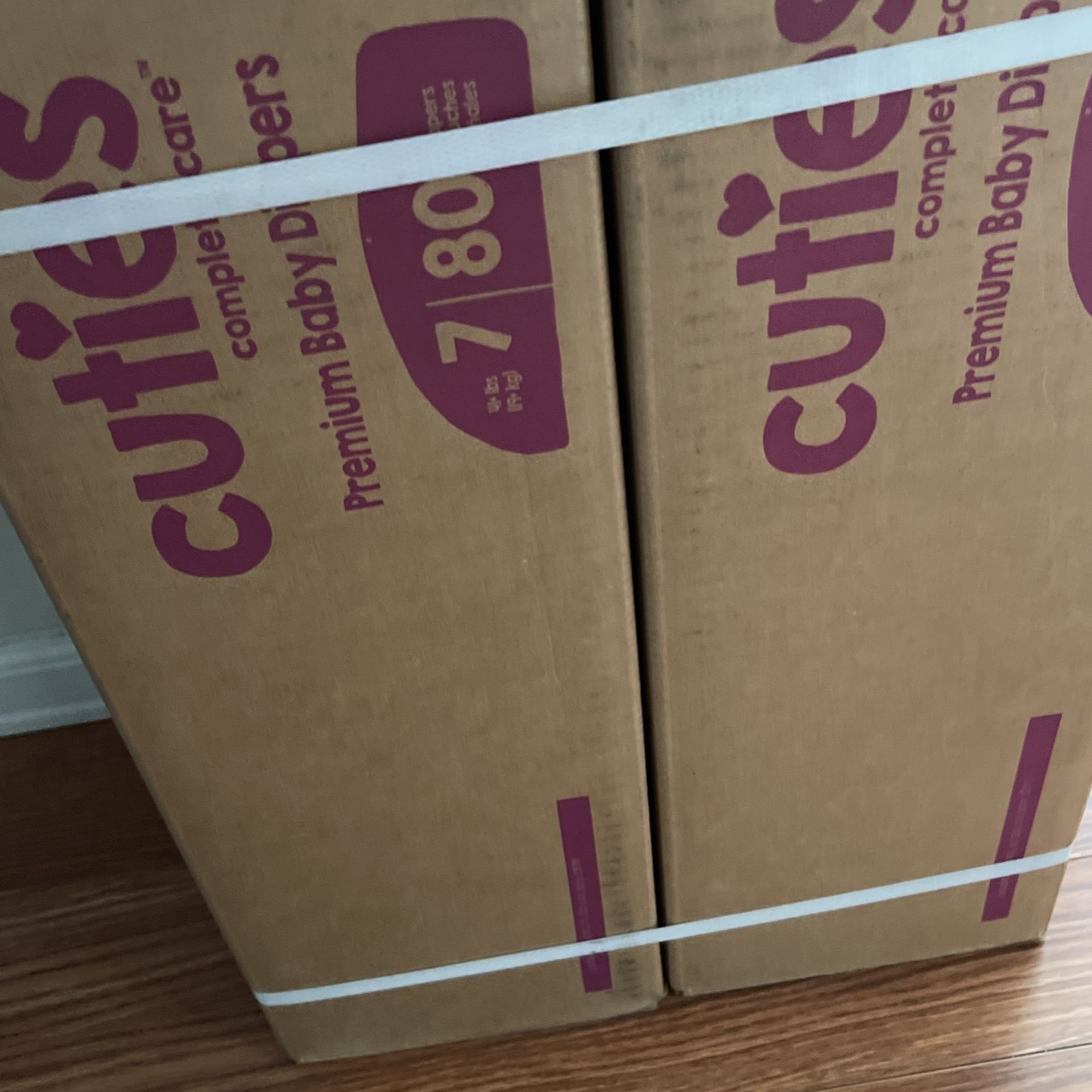 2 Cases (8 Packs Total ) Size 7 Diapers