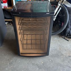 Haier 12-Bottle Wine Refrigerator