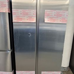 New Samsung 36" Wide 28cu Ft Stainless Steel Side By Side Refrigerator With Ice Maker 🧊 