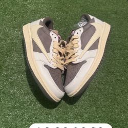 Travis Scott Jordan 1s