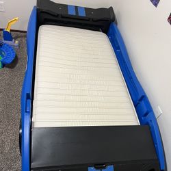 Race Car Bed 