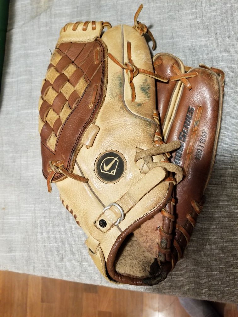 13" Nike softball baseball glove broken in