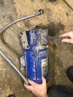 Paint station motor & paint station