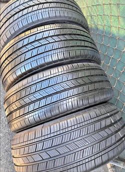 🎃 215 50 17 Michelin Tires Con 80% de Vida Las 4