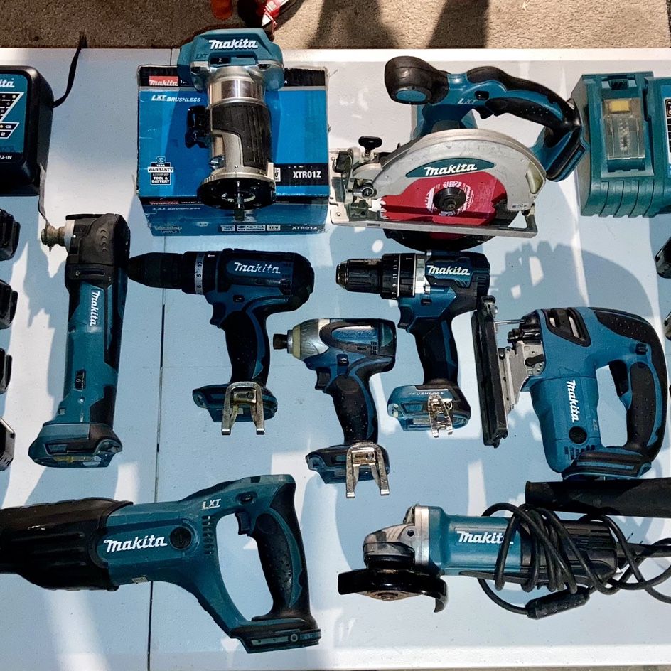 Makita xtro1z sale