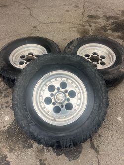15” American Racing rims