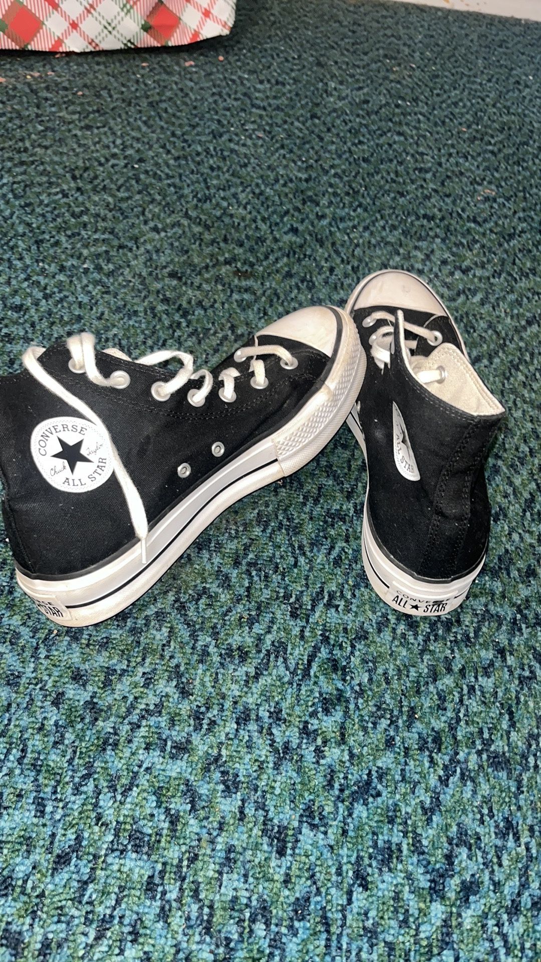 Size 9 High Top Converse
