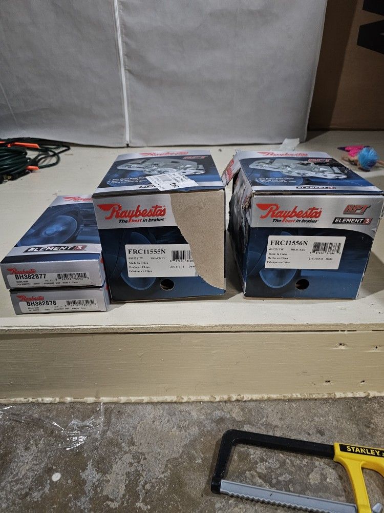 Rear caliper and brake hoses Toyota 4runner Gen 4