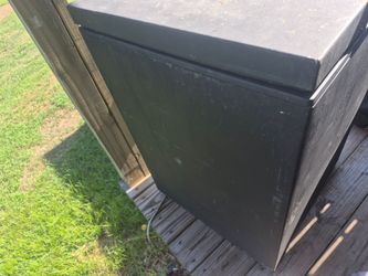 Deep freezer
