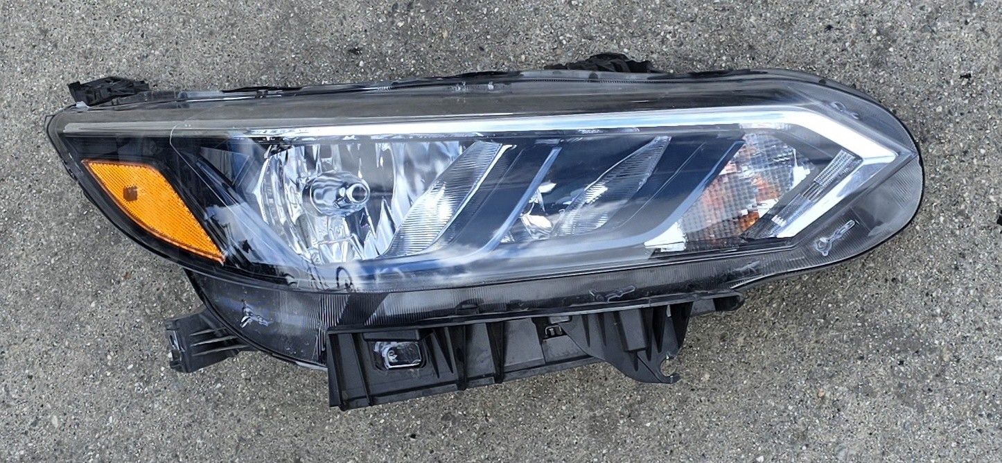 2020 2021 2022 2023 NISSAN SENTRA RIGHT PASSENGER HEADLIGHT
