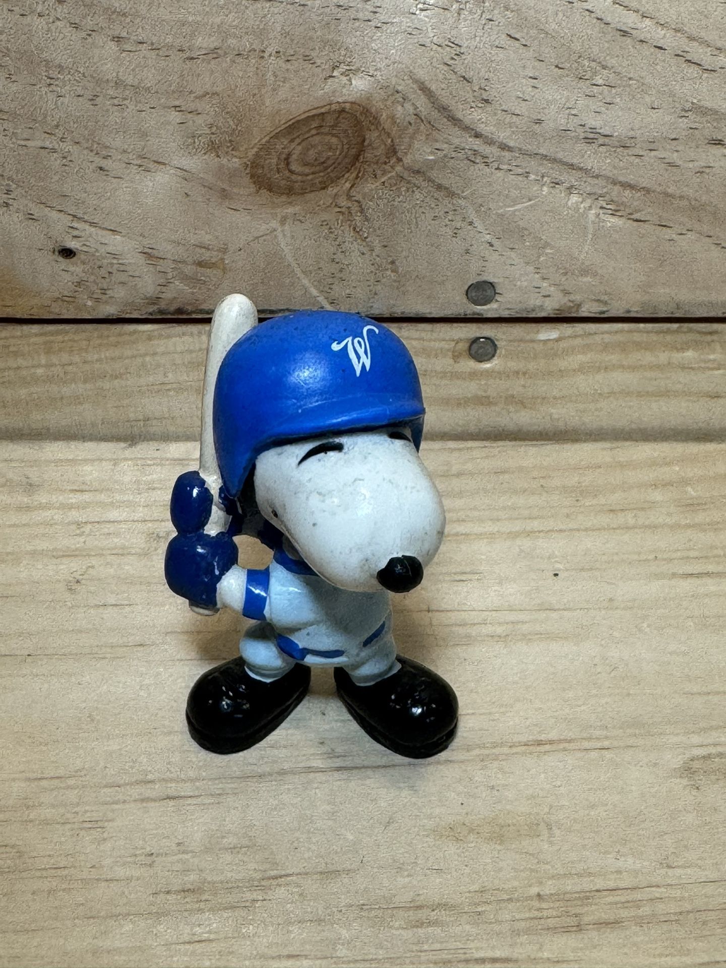 Whitman’s Peanuts SNOOPY as a Baseball Player 2 1/2" PVC Figurine #scrappy