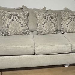 Couches/ Sofas/ Living Room 