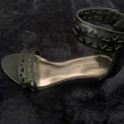 Women’s Black Shoes