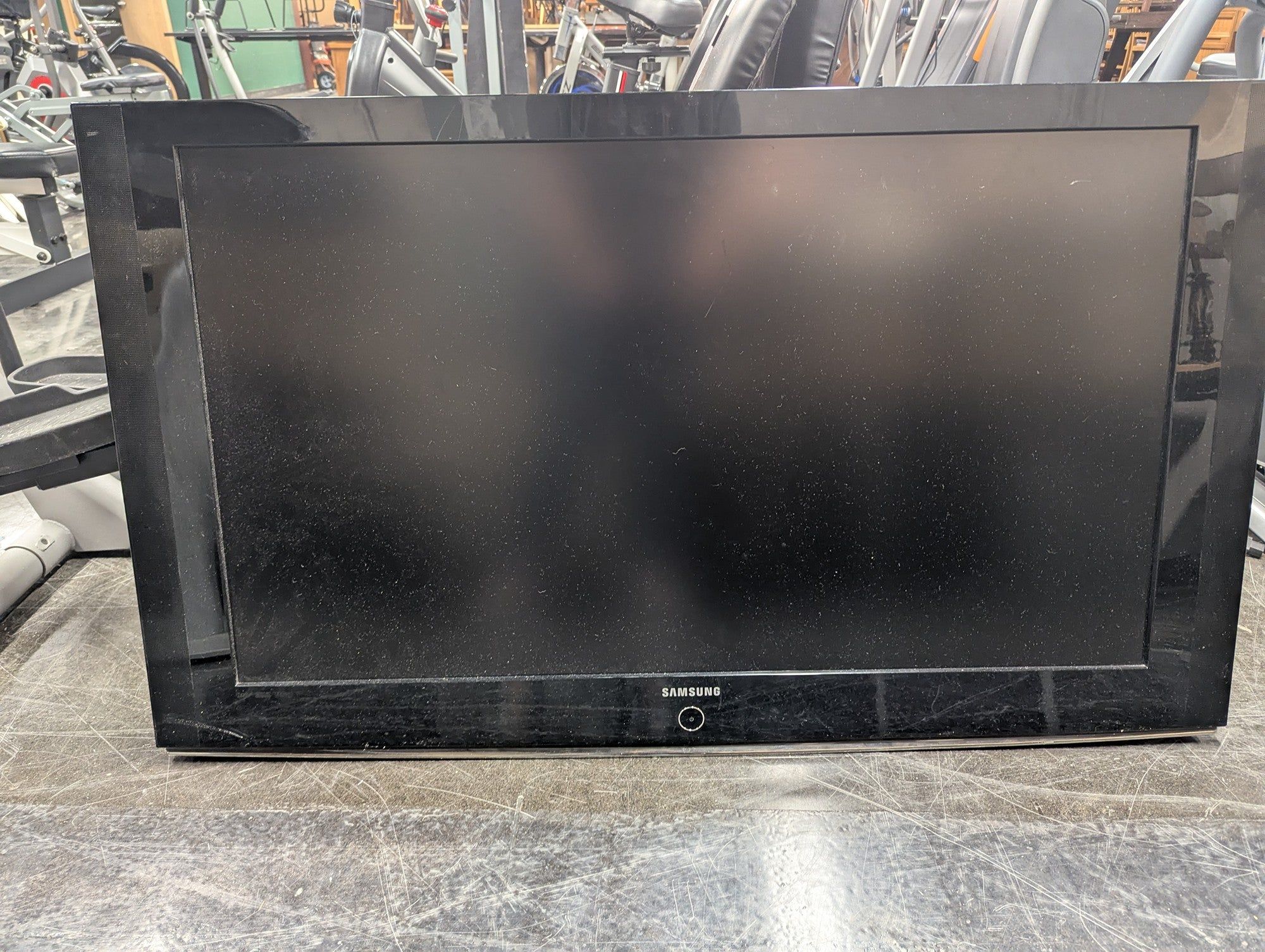 SAMSUNG LN-T4642HX LCD HDTV