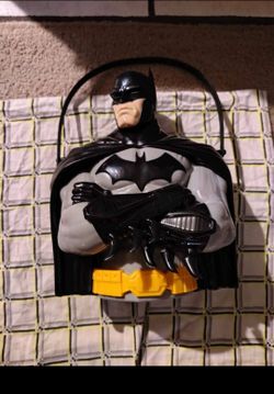 Batman Lunchbox Lunch Pail Popcorn Halloween Candy Bucket oop rare low price good condition