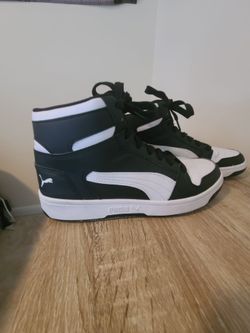 Puma High-Top Sneakers Black and White