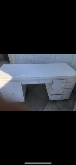 White Desk