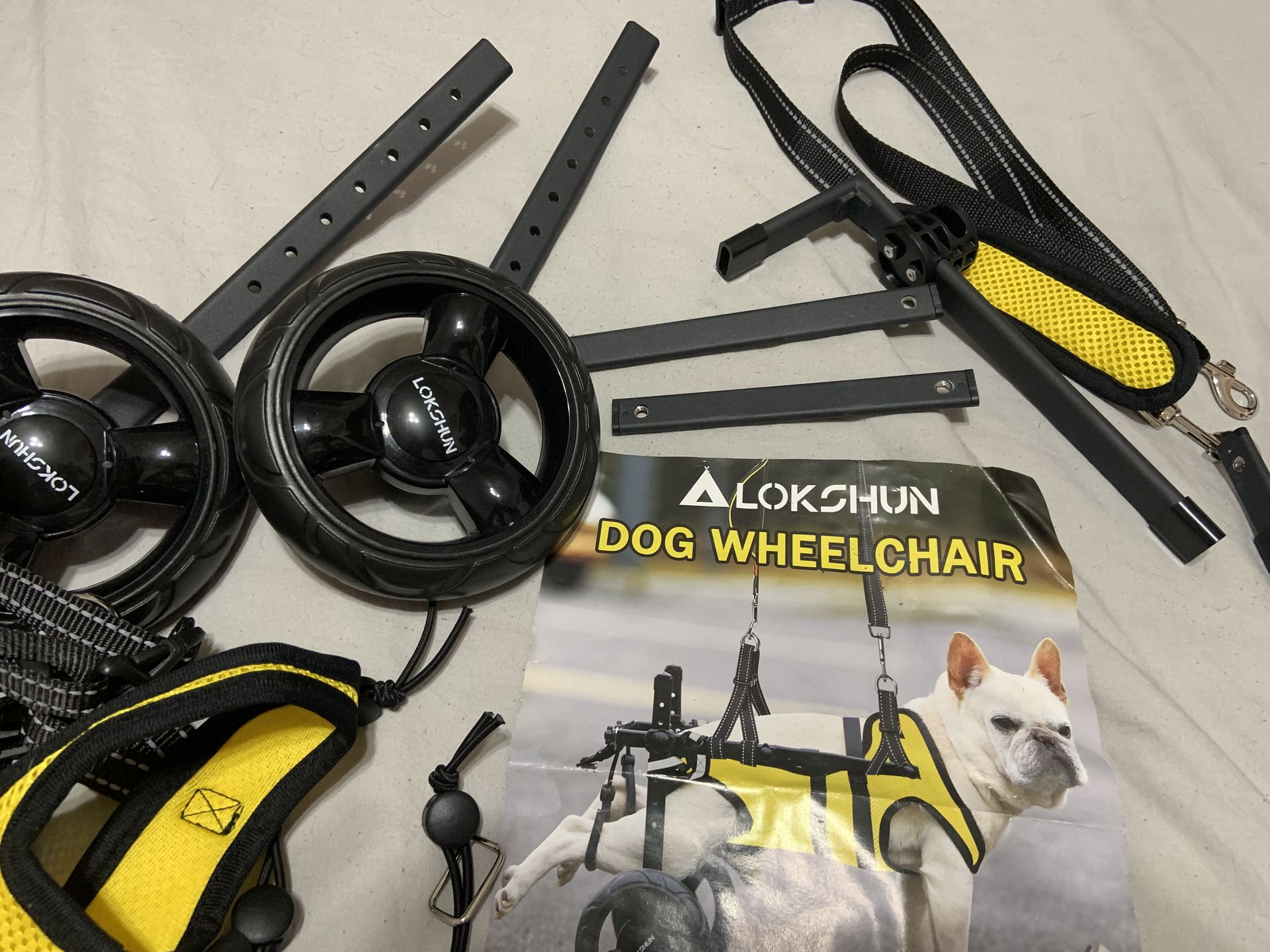Dog wheelchair