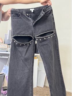 Forever 21 Premium Rhinestone Cutout Wide Leg Jeans – Size 31