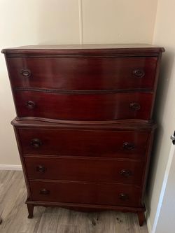 Solid Wood 5-Drawer Chest Dresser