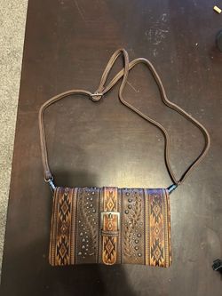 Women’s hand purse/wallet