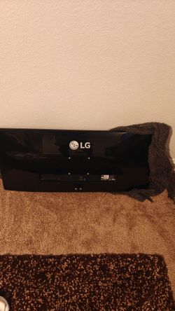 🔥 LG 34" UltraWide Monitor – $100 🔥