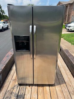 Frigidaire refrigerator