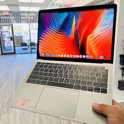 MacBook Air i5 8gb Ram 128gb
