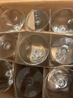 Set of Clear Glass Stemless Wine Glasses