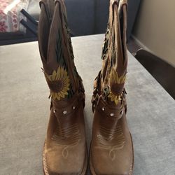 Girls- Cowboy boots