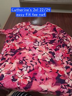 Catherine's Easy Fit Tee 2X 22/24 NWT