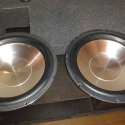 Q Power Speakers